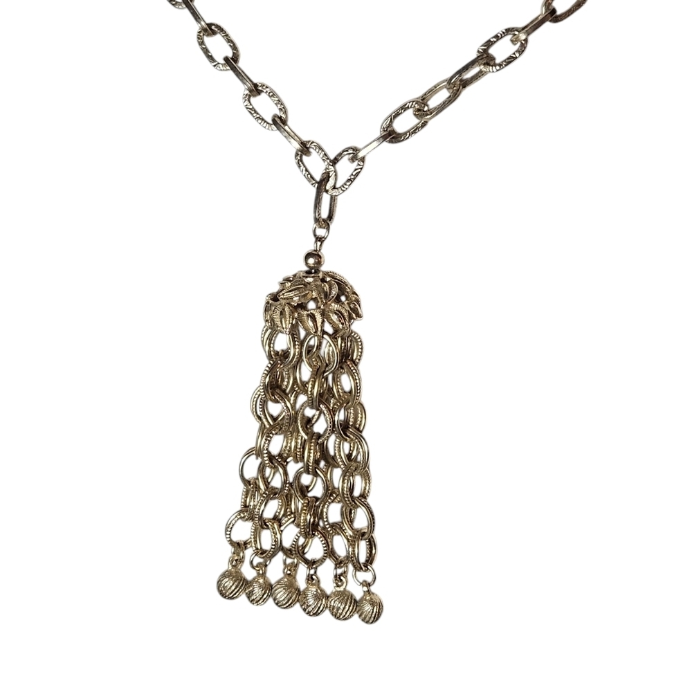 Vintage silver tone Tassel necklace.
